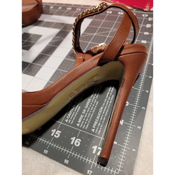 Yancy brown by shoedazzel - Picture 5 of 11